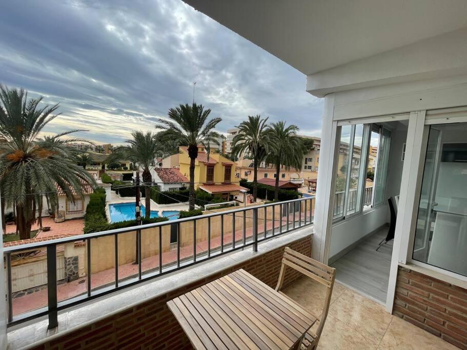 Nice Apartment Near The Sea Torrevieja Exterior foto