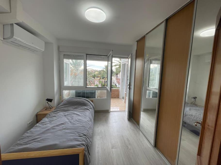 Nice Apartment Near The Sea Torrevieja Exterior foto
