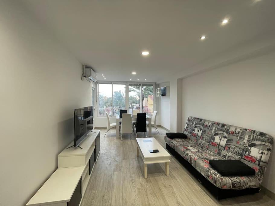 Nice Apartment Near The Sea Torrevieja Exterior foto